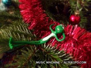 2014-12-MUSIC_MACHINE-alter1fo